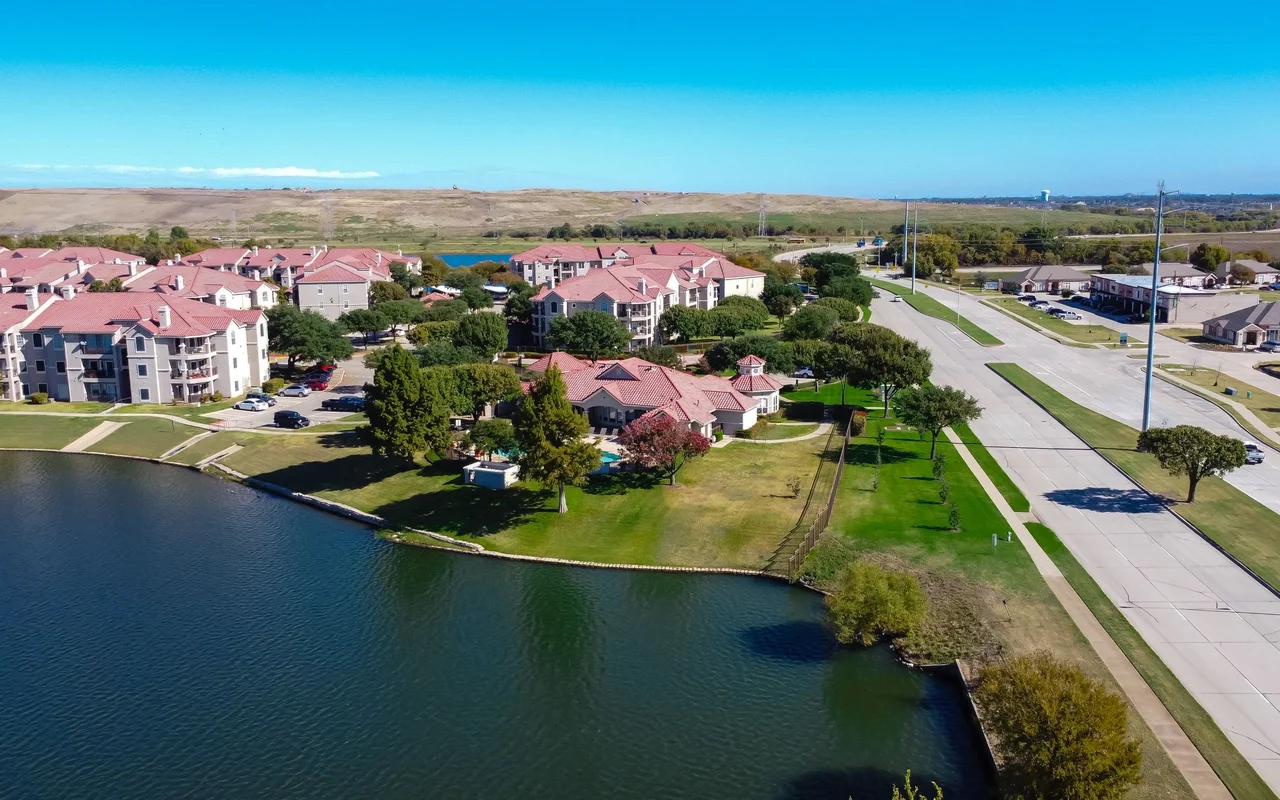 Artificial turf installation in Lewisville, TX